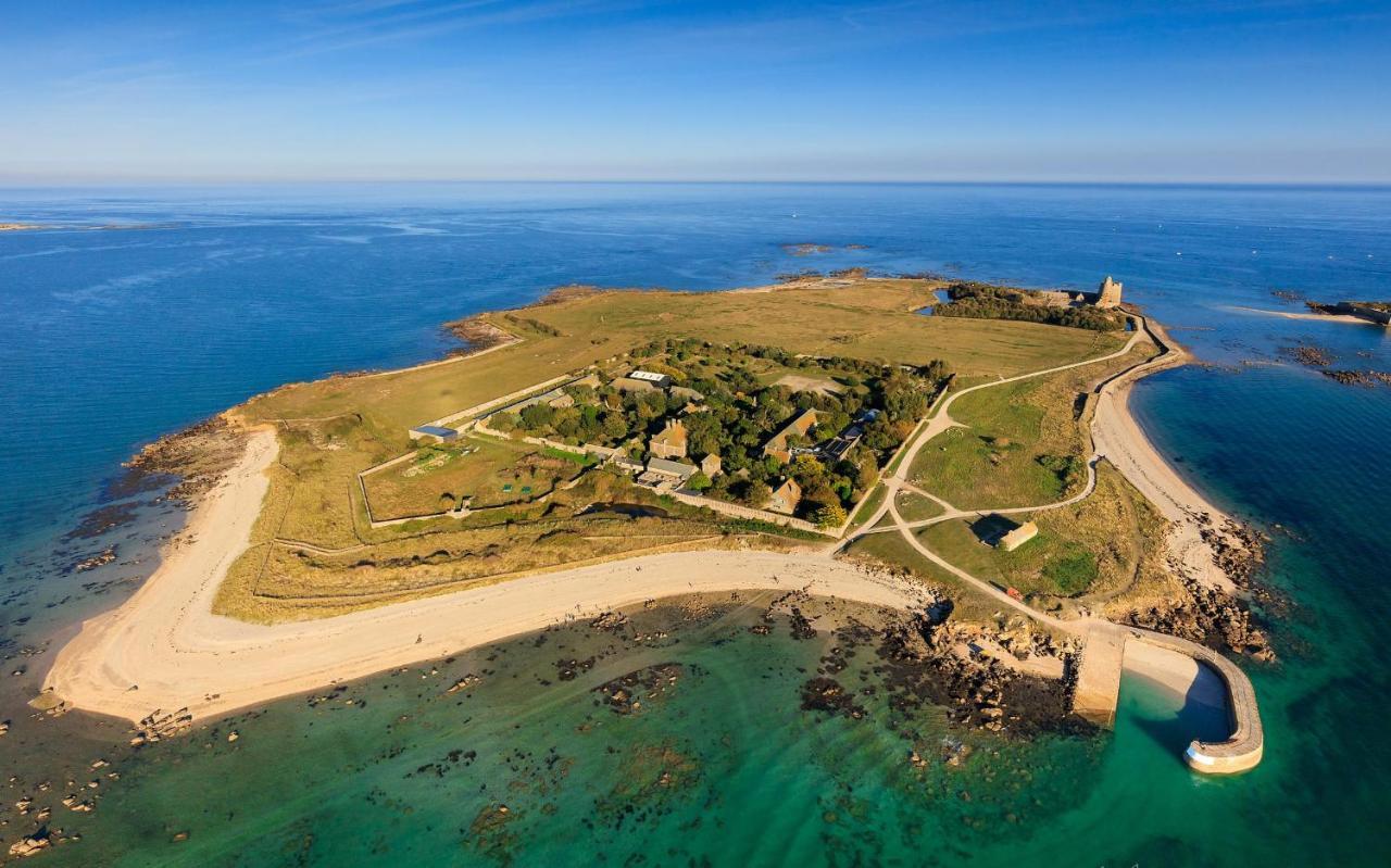 Maison Normande Proche De La Mer Et Des Commodites Villa Quettehou Buitenkant foto