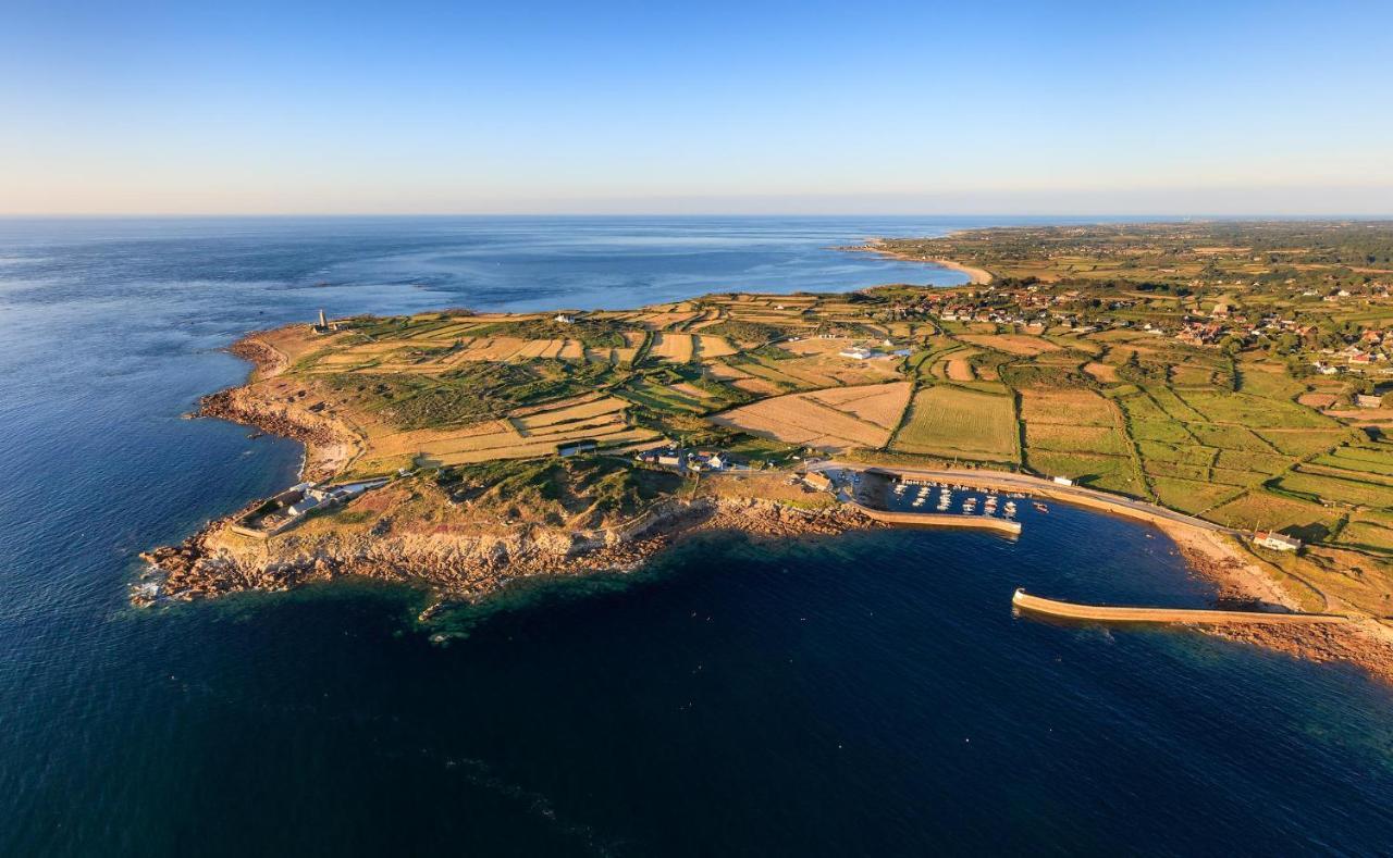 Maison Normande Proche De La Mer Et Des Commodites Villa Quettehou Buitenkant foto